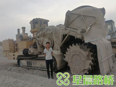 碎巖金剛-開山破碎機(jī)