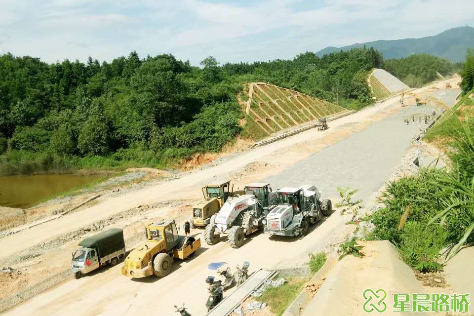 益馬高速益陽段，與中交四公局合作(圖1)